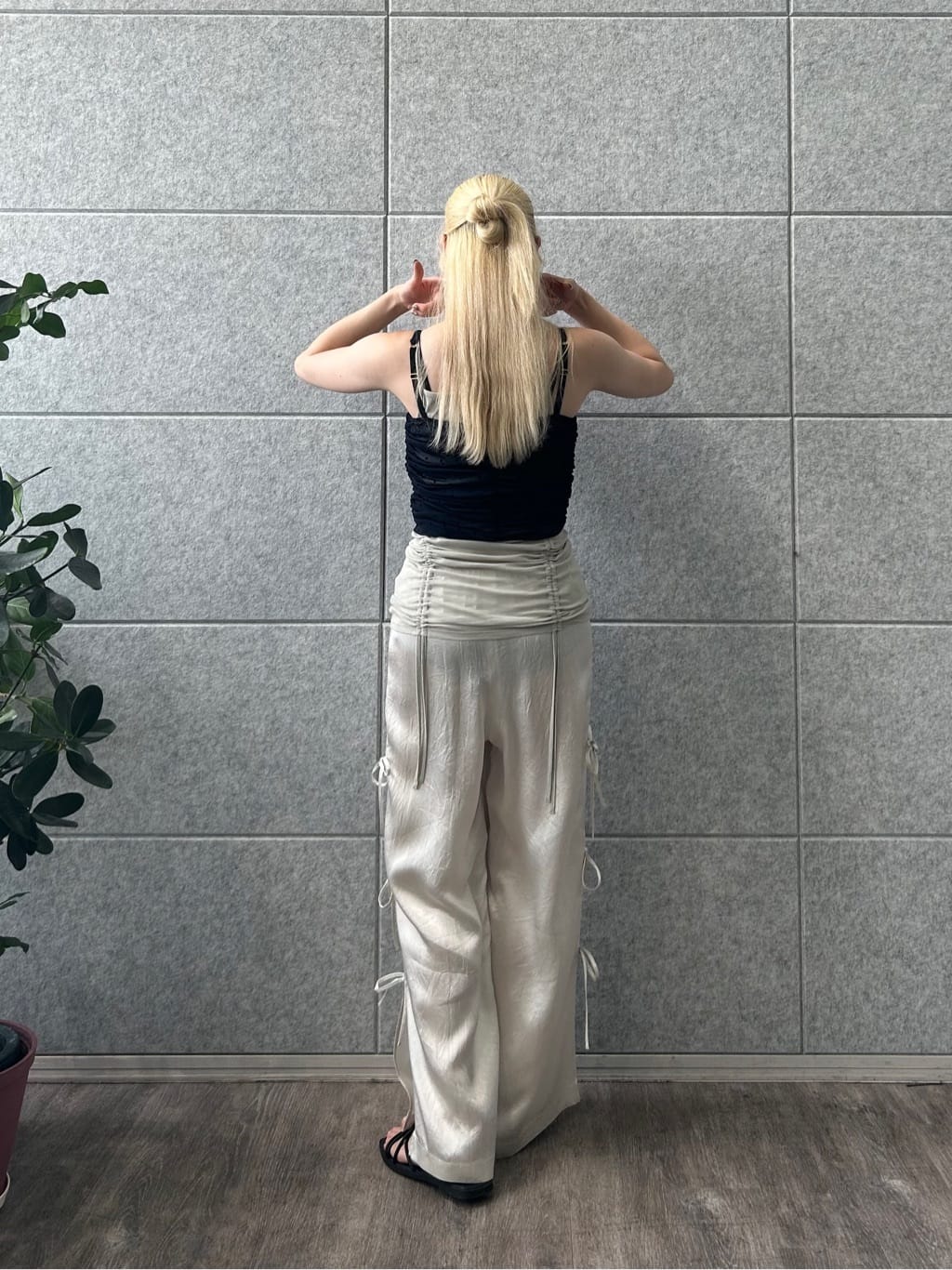 honoka Aさんの「CODE A｜asymmetry gather tank」を使ったコーディネート