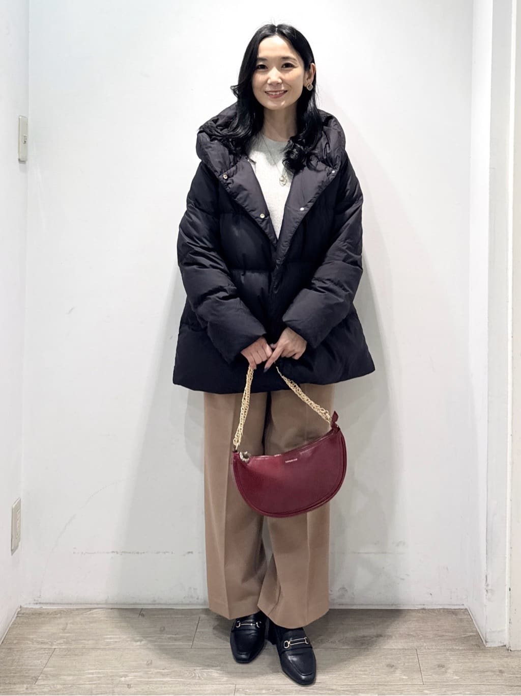 yuicciさんの「OPAQUE.CLIP｜ウォームタッチ イージーワイドパンツ【洗濯機洗OK／ストレッチ】≪SS～LL≫」を使ったコーディネート
