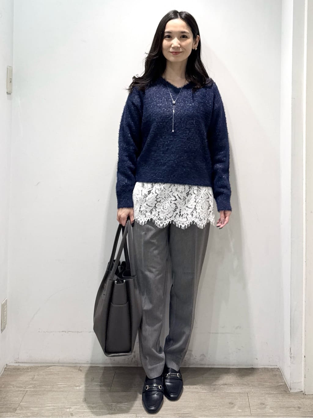 yuicciさんの「OPAQUE.CLIP｜ウォームタッチ イージーテーパードパンツ【洗濯機洗OK／ストレッチ】」を使ったコーディネート