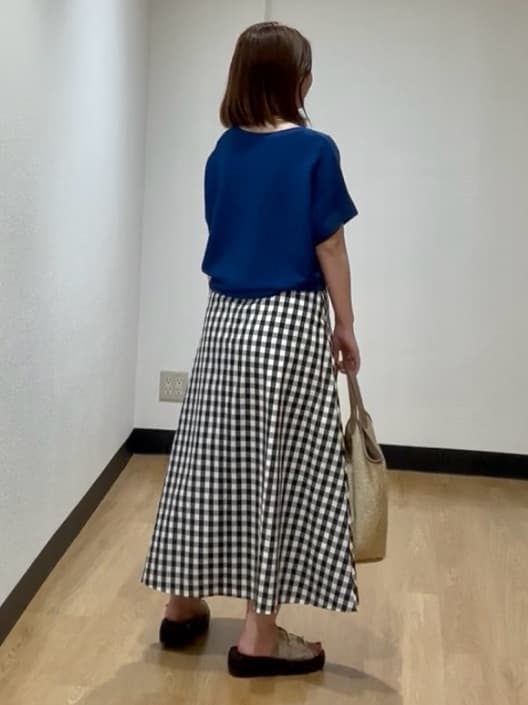 MIKIKOさんの「UNTITLED｜◆【後ろウエストゴム/洗える】ギンガムチェックAラインスカート」を使ったコーディネート