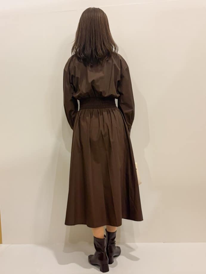 Satoさんの「OPAQUE.CLIP｜シャーリングフィット＆フレアシャツワンピース【洗濯機洗い可】」を使ったコーディネート