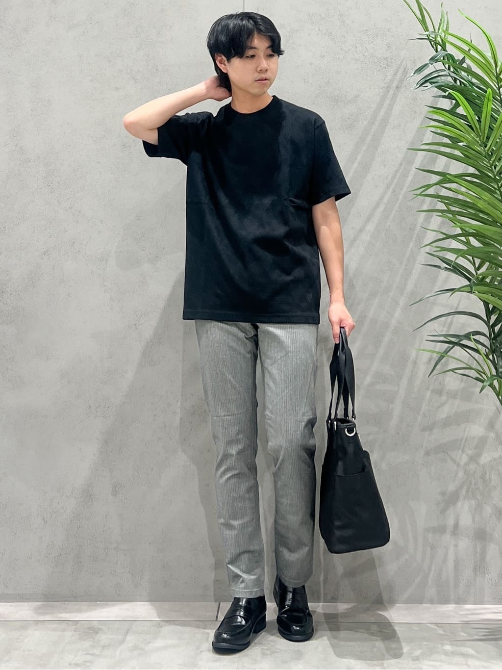 SHI-MAさんの「THE SHOP TK｜パターンジャカード半袖Tシャツ【洗濯機OK】」を使ったコーディネート