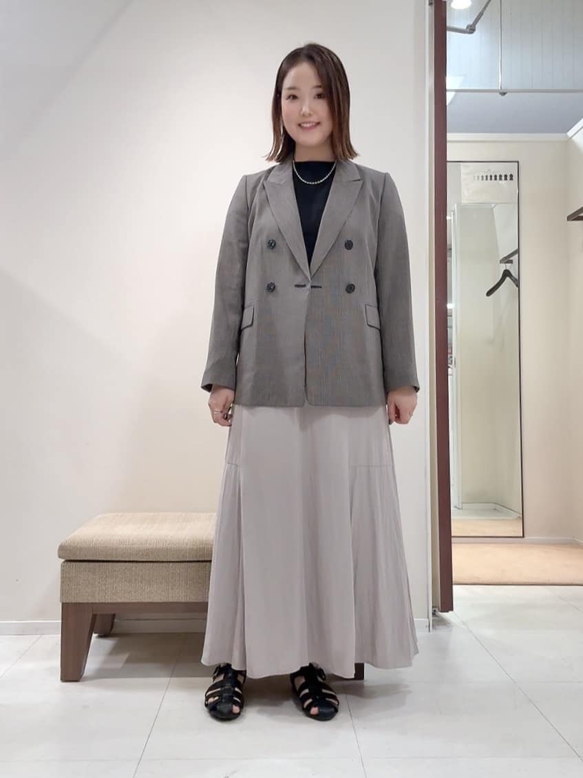 YUIさんの「UNTITLED｜【セットアップ可】ウールライク ダブルブレストジャケット」を使ったコーディネート