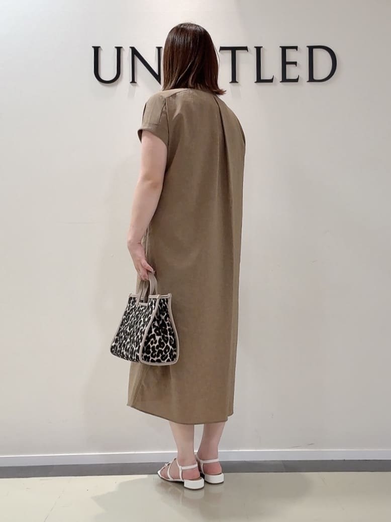 YUIさんの「UNTITLED｜【UV/はっ水】リラククールワンピース」を使ったコーディネート