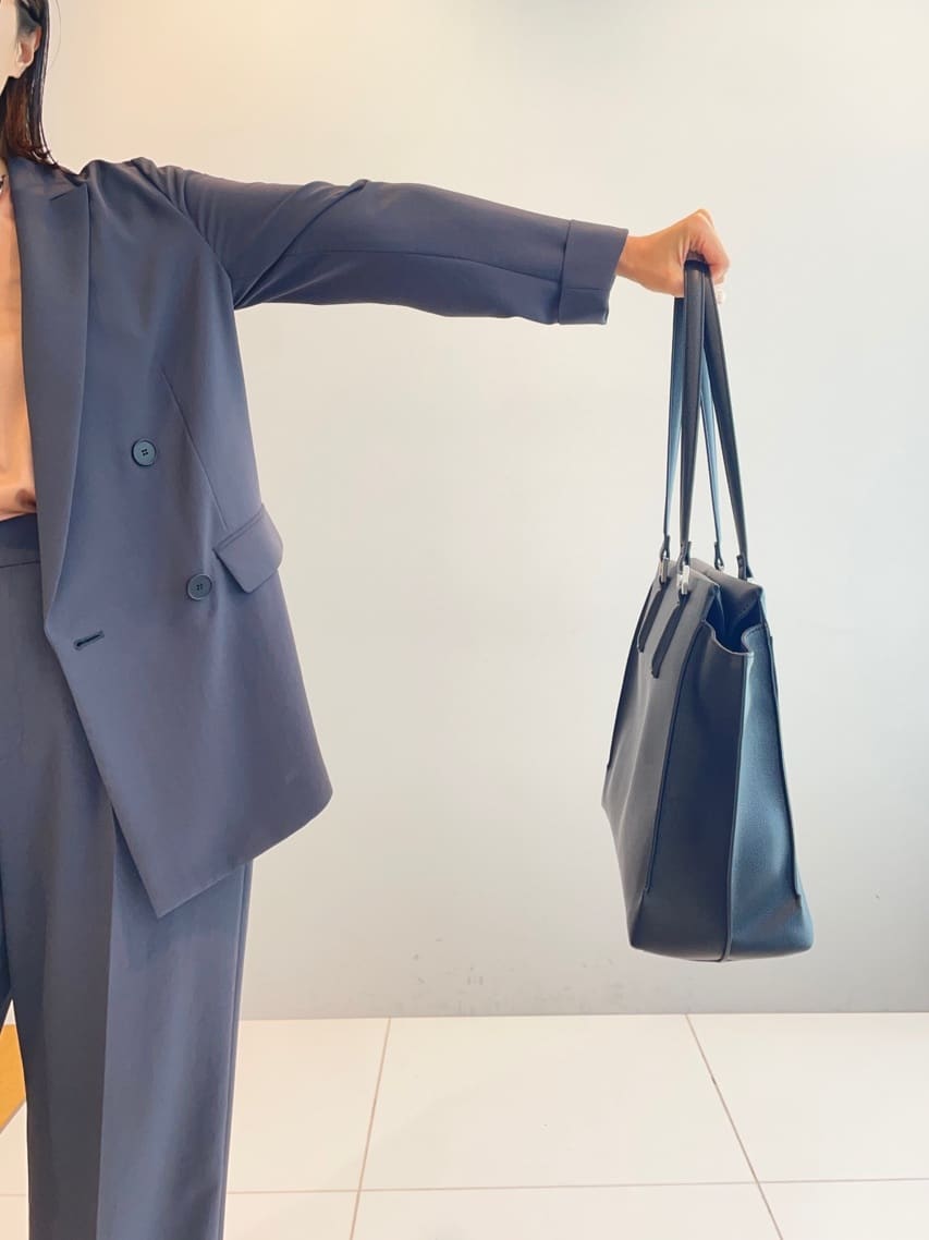 murayamaさんの「INDIVI｜【軽く羽織れる！】ダブルジャケット」を使ったコーディネート