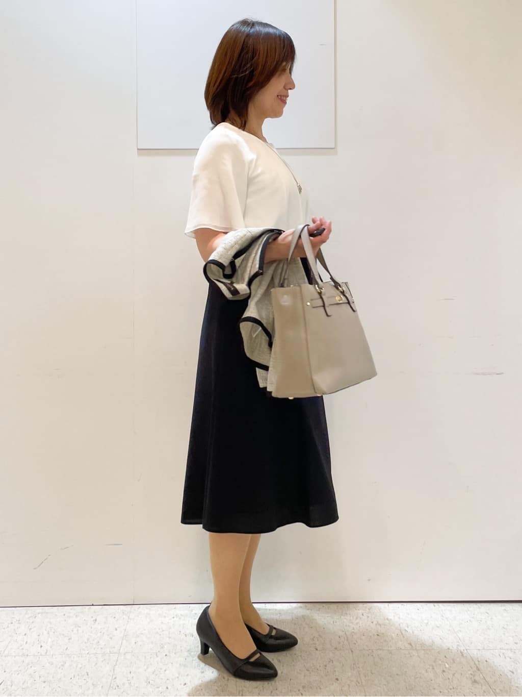 めいさんの「Reflect｜【一枚着で着映え◎／ジャケットのインナーにも】フロント開きブラウス」を使ったコーディネート