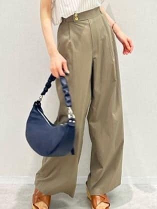 Miwaさんの「UNTITLED｜【洗える/スキッパー】フレンチスリーブシアーブラウス」を使ったコーディネート