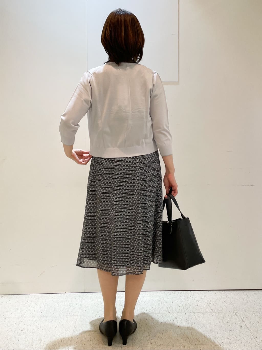 めいさんの「Reflect｜【二の腕さりげなくカバー】バンドカラーブラウス」を使ったコーディネート