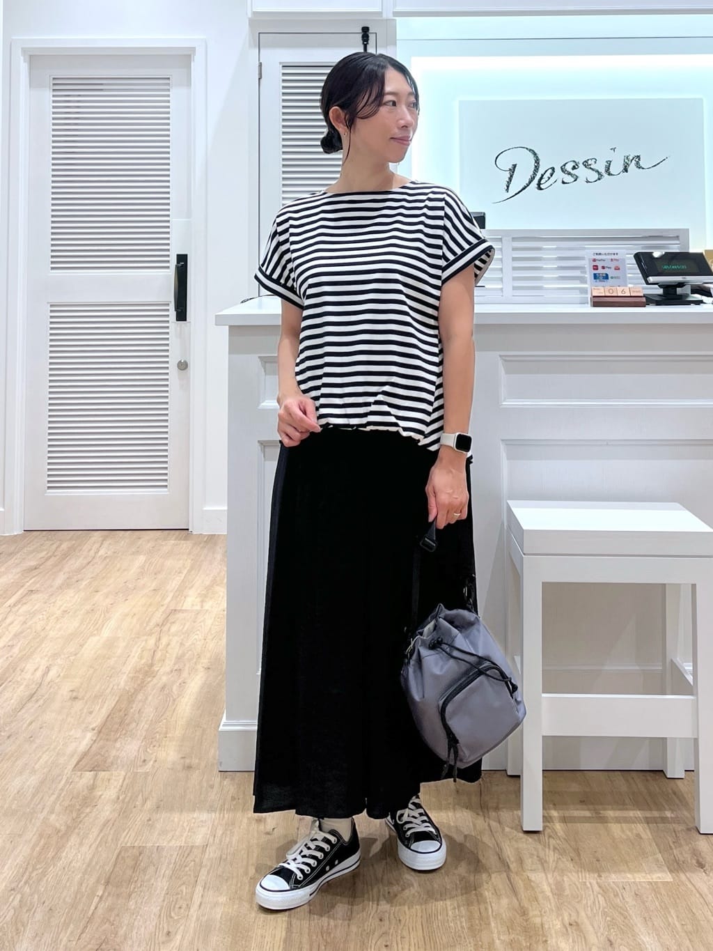 canaさんの「Dessin｜【二の腕カバー／UVカット】ロールアップスリーブ裾ギャザーカットソー」を使ったコーディネート