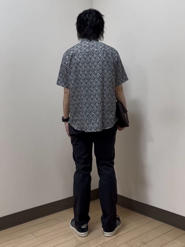 あきやまさんの「TAKEO KIKUCHI｜【Made in JAPAN】播州織 ヘリンボン ストレート パンツ」を使ったコーディネート