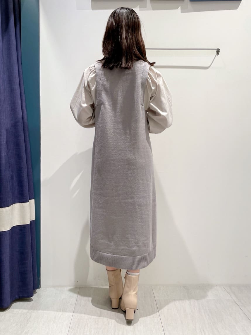 haruさんの「grove｜一枚で華やぐ、袖布帛ケーブルニットワンピース」を使ったコーディネート