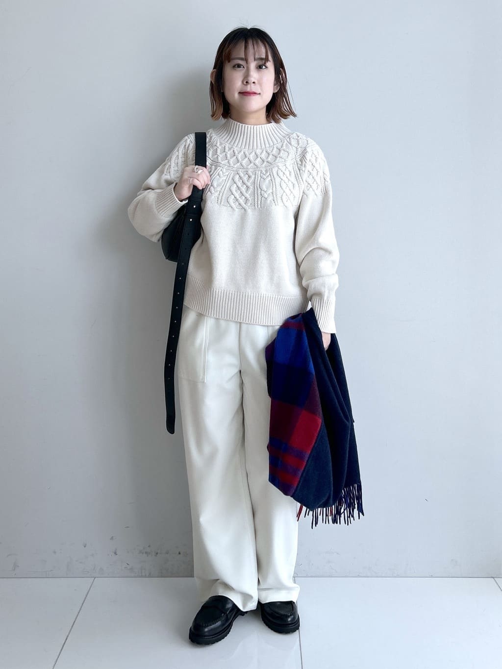 Hirokaさんの「Dessin｜【裏地付き/洗える】コンフォートワイドパンツ」を使ったコーディネート