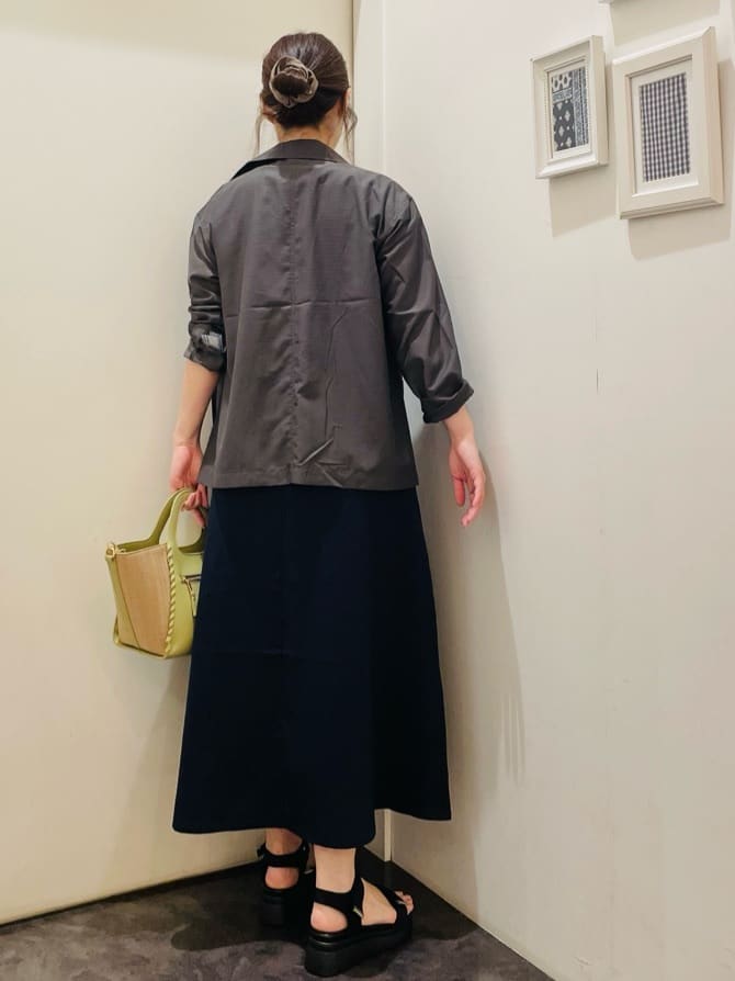 c_h_i_k_aさんの「grove｜」を使ったコーディネート