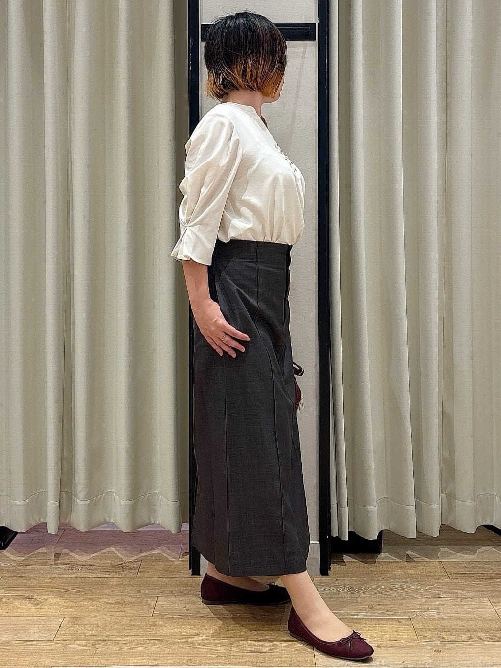 amamaさんの「grove｜【カセット服】洗えるストレートシルエットスカート」を使ったコーディネート