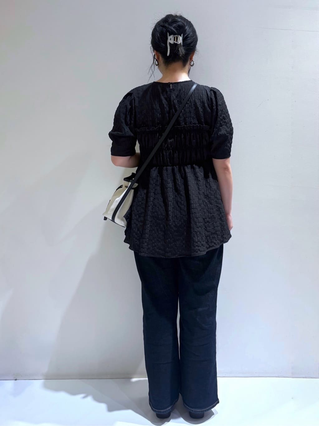 momoさんの「OPAQUE.CLIP｜」を使ったコーディネート