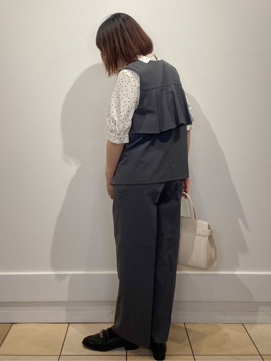 kimiさんの「index｜バックフリルデザインジレ／セットアップ可【洗濯機洗い可／接触冷感／吸水速乾／ストレッチ】」を使ったコーディネート
