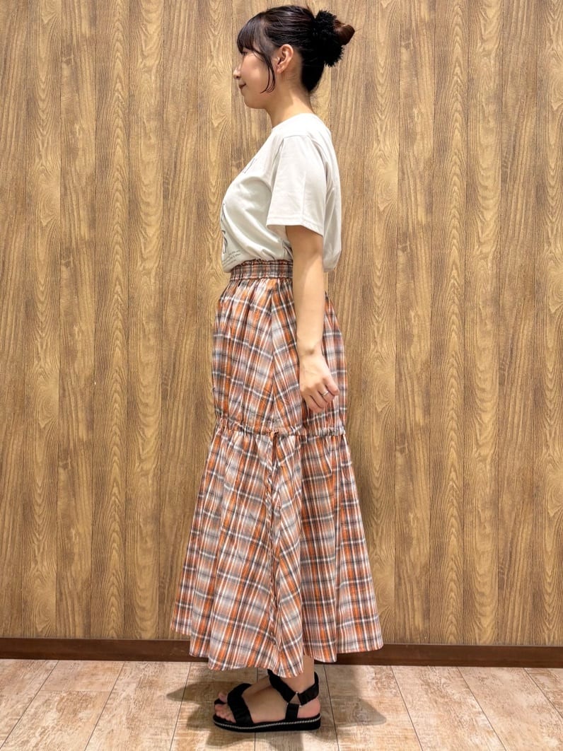 Haruさんの「SHOO･LA･RUE｜【S-LL】シルエットが変えられる チェック柄リボンフレアスカート」を使ったコーディネート