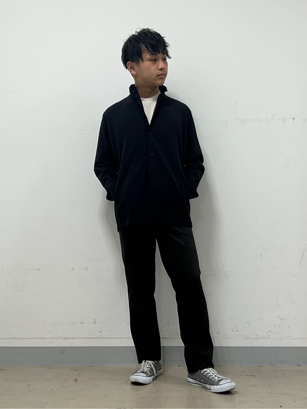 Hiroさんの「TAKEO KIKUCHI｜【3D ナイロン ストレッチ】スタンドカラー シャツブルゾン」を使ったコーディネート