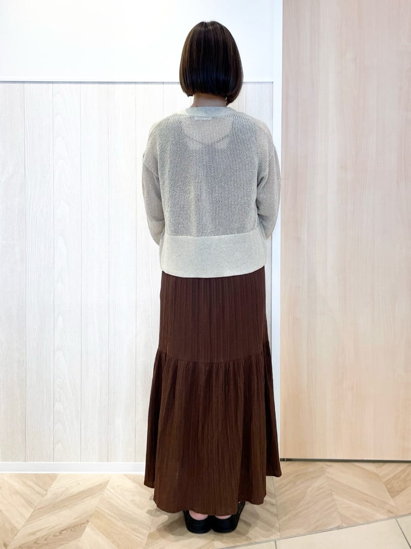 tomoさんの「SHOO･LA･RUE｜キラッと光るラメとスパンコールが印象的 メッシュカーディガン」を使ったコーディネート