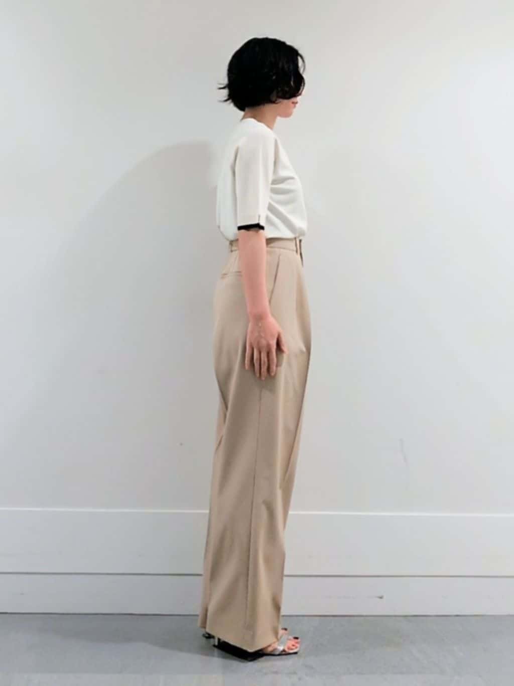 ミズタさんの「UNTITLED｜【アンサンブル可/薄手/洗える】5分袖クルーニット」を使ったコーディネート