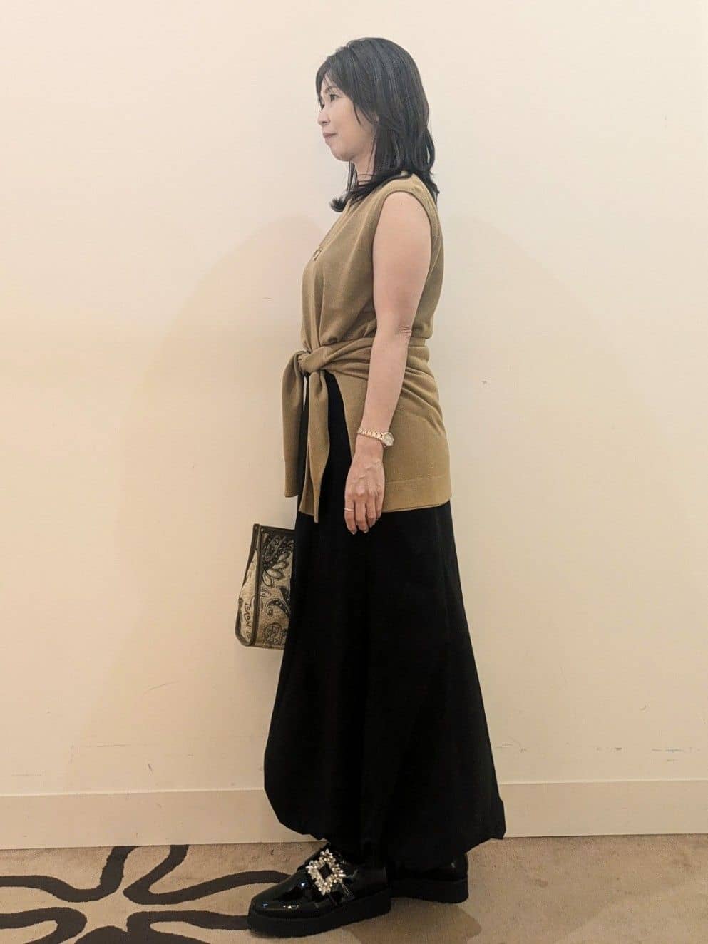 laverさんの「UNTITLED｜【アンサンブル可/洗える】シアーノースリーブ プルオーバー」を使ったコーディネート