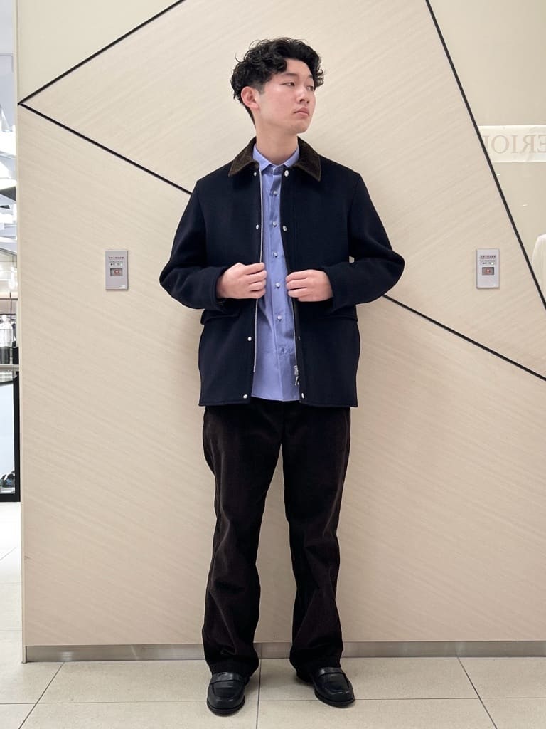 千葉亮太さんの「DRESSTERIOR｜コーデュロイパンツ」を使ったコーディネート