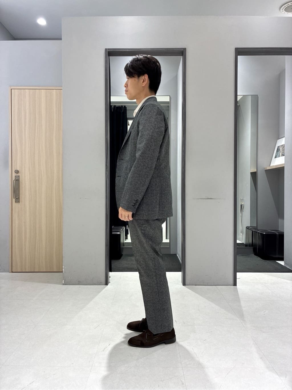 わいずみさんの「TAKEO KIKUCHI｜【抗菌防臭】COOL DOTS（R）ドビープリント ジャケット」を使ったコーディネート