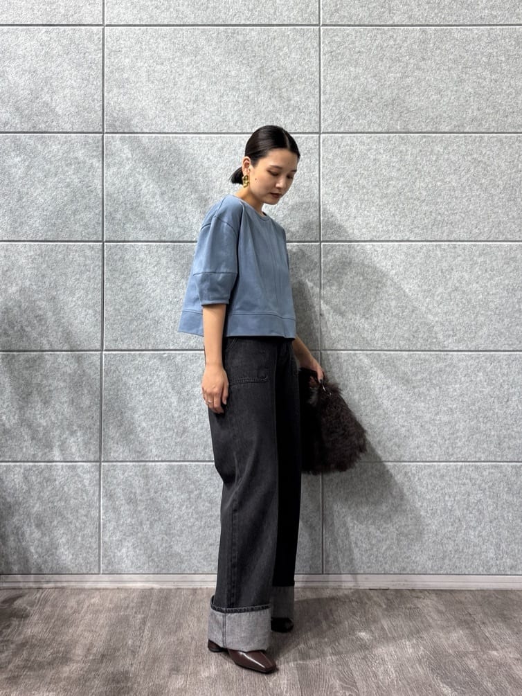 ayanoさんの「INDIVI｜フォルムスリーブカットソー」を使ったコーディネート