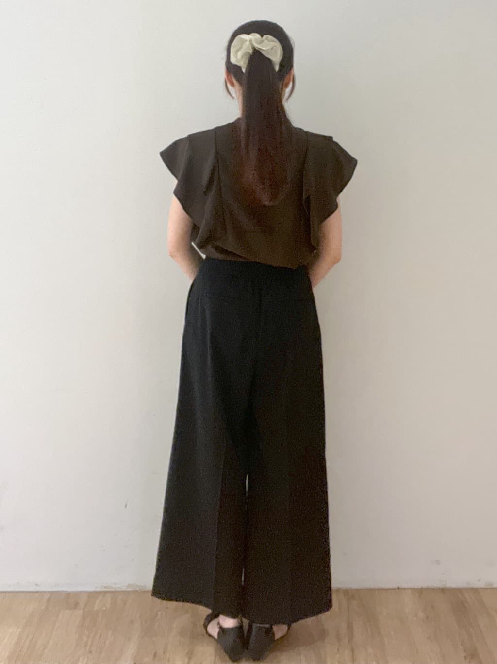 Rさんの「index｜【軽量／2WAY／通勤対応】フロントベルトデザインミドルトートバッグ」を使ったコーディネート