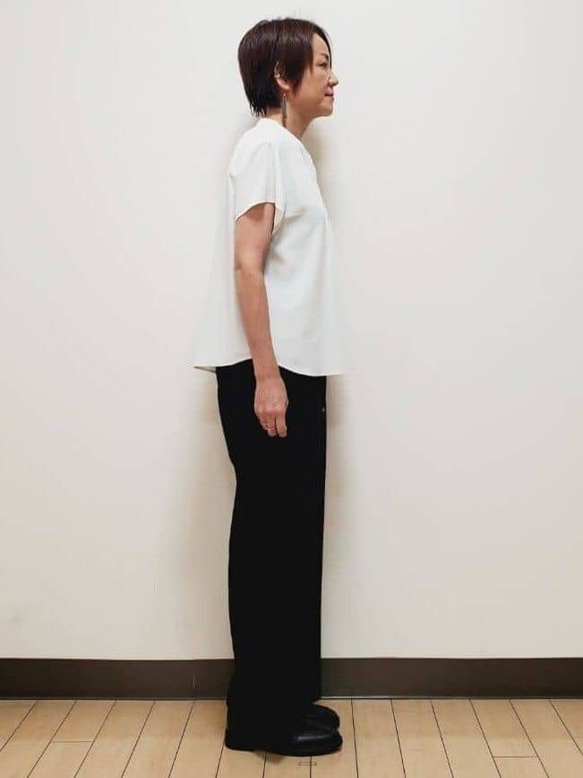 yuuさんの「Reflect｜【インナーに◎／すっきり見え！長め丈】タックデティールブラウス」を使ったコーディネート