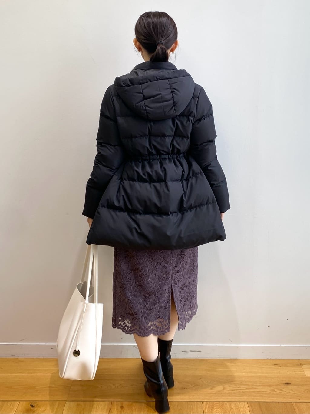 みさかさんの「index｜KAWADAダウンドロストミドルコート【撥水／洗濯機OK／2WAY／静電気防止裏地】《XS～3L》」を使ったコーディネート