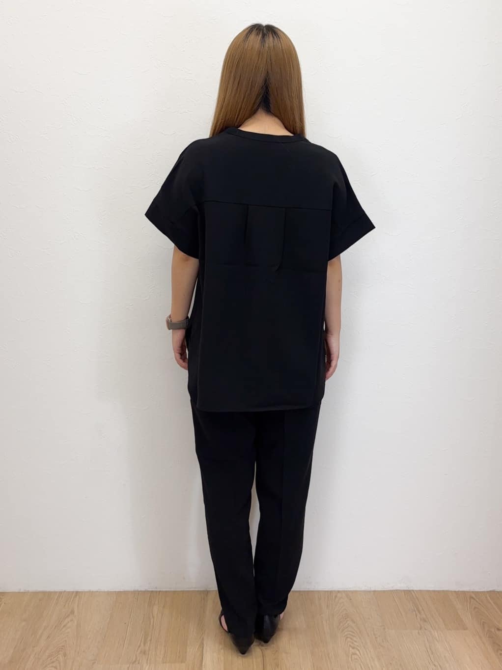 Haruさんの「OPAQUE.CLIP｜《5色展開／SS-LLサイズ》スキッパー金ボタンブラウス／セットアップ対応【防シワ／ストレッチ／洗濯」を使ったコーディネート
