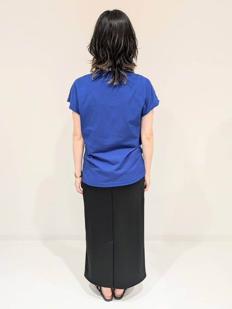 サオリさんの「UNTITLED｜【後ろウエストゴム/ストレッチ性/オンオフ】ジャージナロースカート」を使ったコーディネート