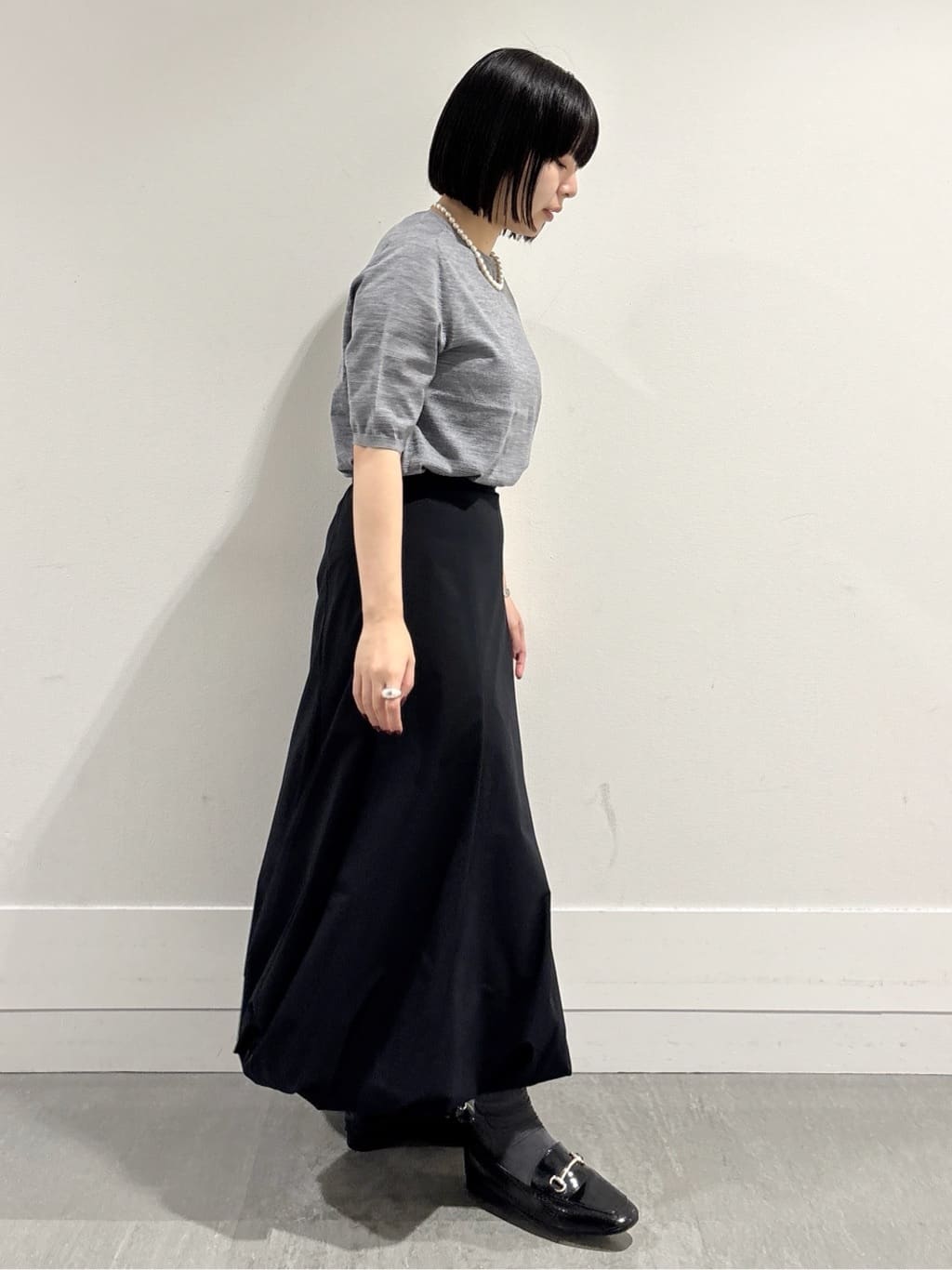 モエカさんの「UNTITLED｜【アンサンブル可/六分袖/洗える】ウールシルクニット」を使ったコーディネート