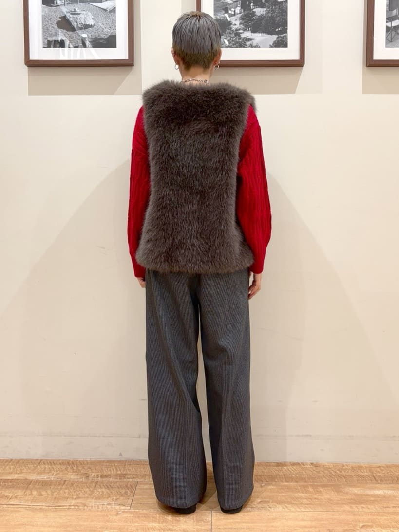 Ayumiさんの「SHOO･LA･RUE｜【洗濯機可／毛玉レス】シンプルケーブル柄ニット」を使ったコーディネート