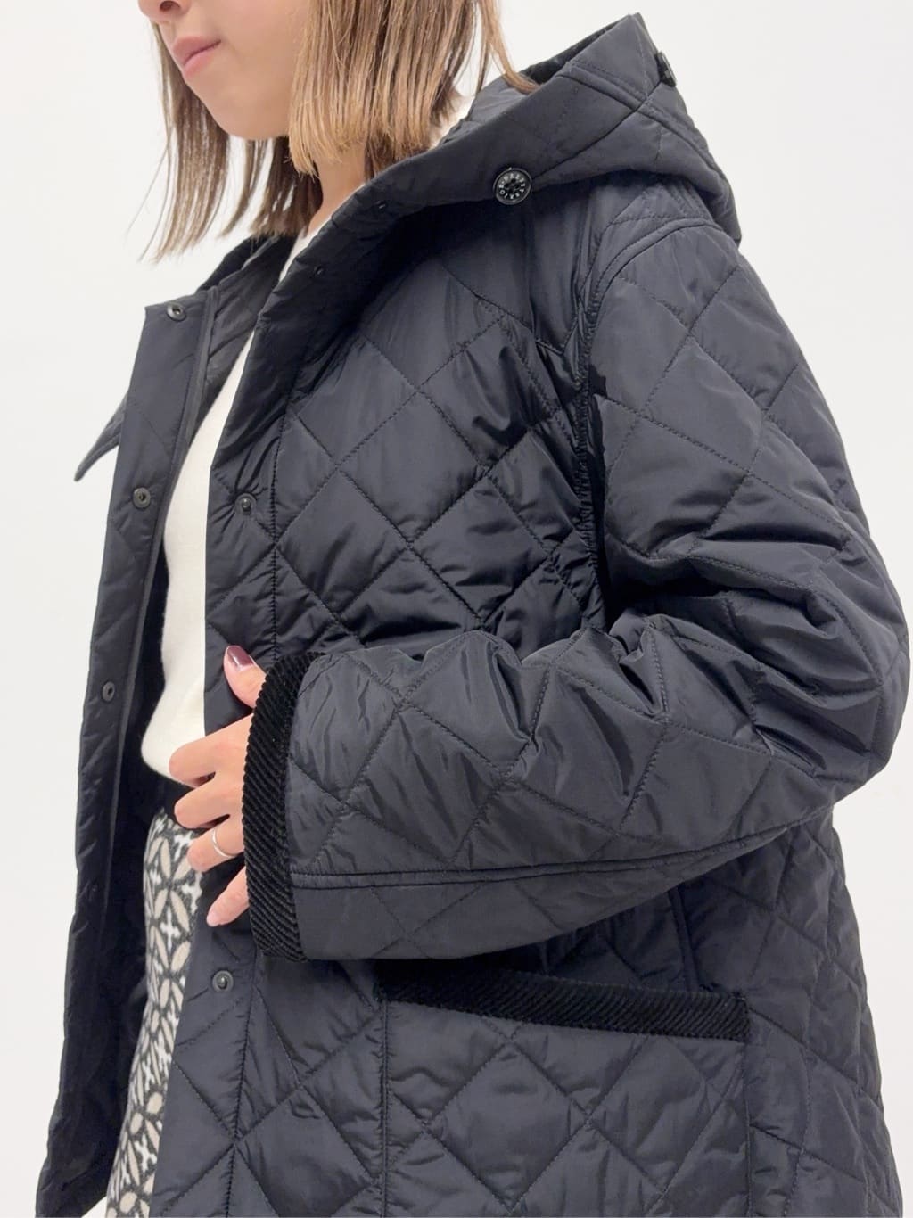 Nishijimaさんの「DRESSTERIOR｜オーバーラップサークルショートパンツ」を使ったコーディネート