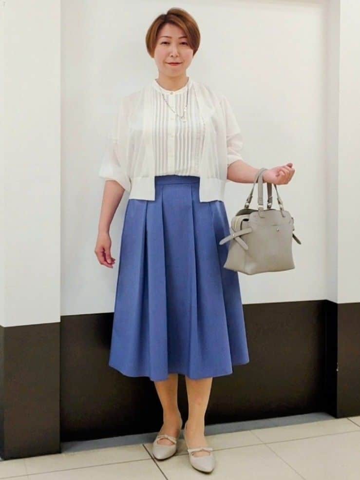 じゅりさんの「Reflect｜◆【選べる7色◎／手洗い可】フロントピンタックデザインブラウス」を使ったコーディネート