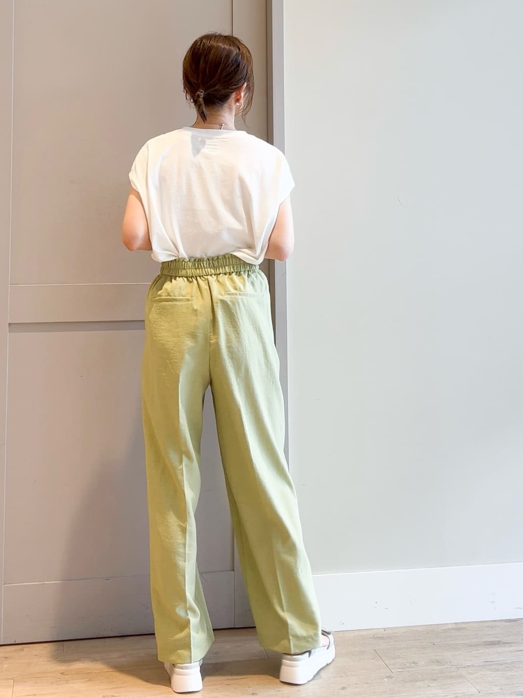 yamakoさんの「grove｜【Lee&times;grove別注】PRINT　SLEEVELESS T-SHIRTS」を使ったコーディネート