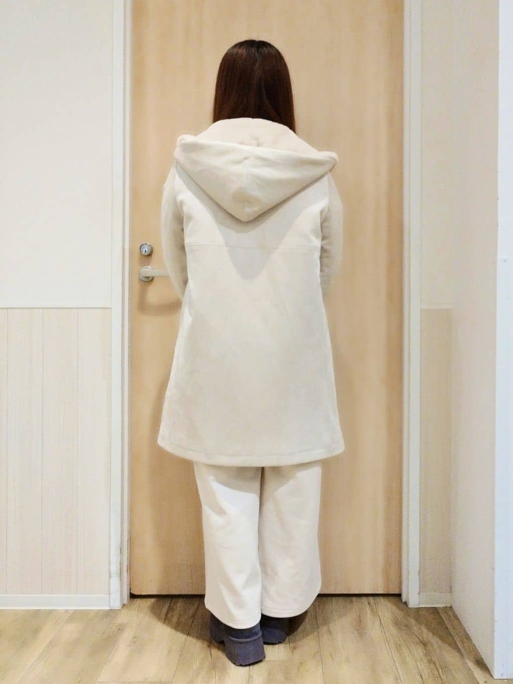 mさんの「SHOO･LA･RUE｜【着丈選べる/きっと虜になる】あったかもちもち ワイドパンツ」を使ったコーディネート