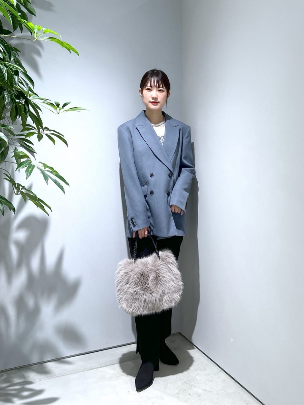 Renoさんの「INDIVI｜レースストレッチカットソー」を使ったコーディネート