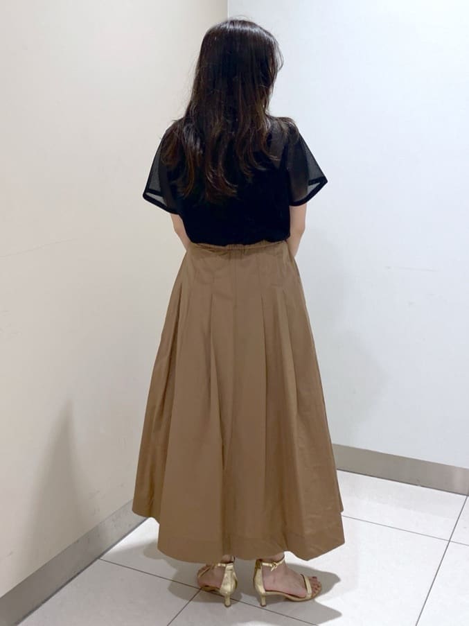 kanaさんの「UNTITLED｜【洗える】ラメシアーTシャツ」を使ったコーディネート