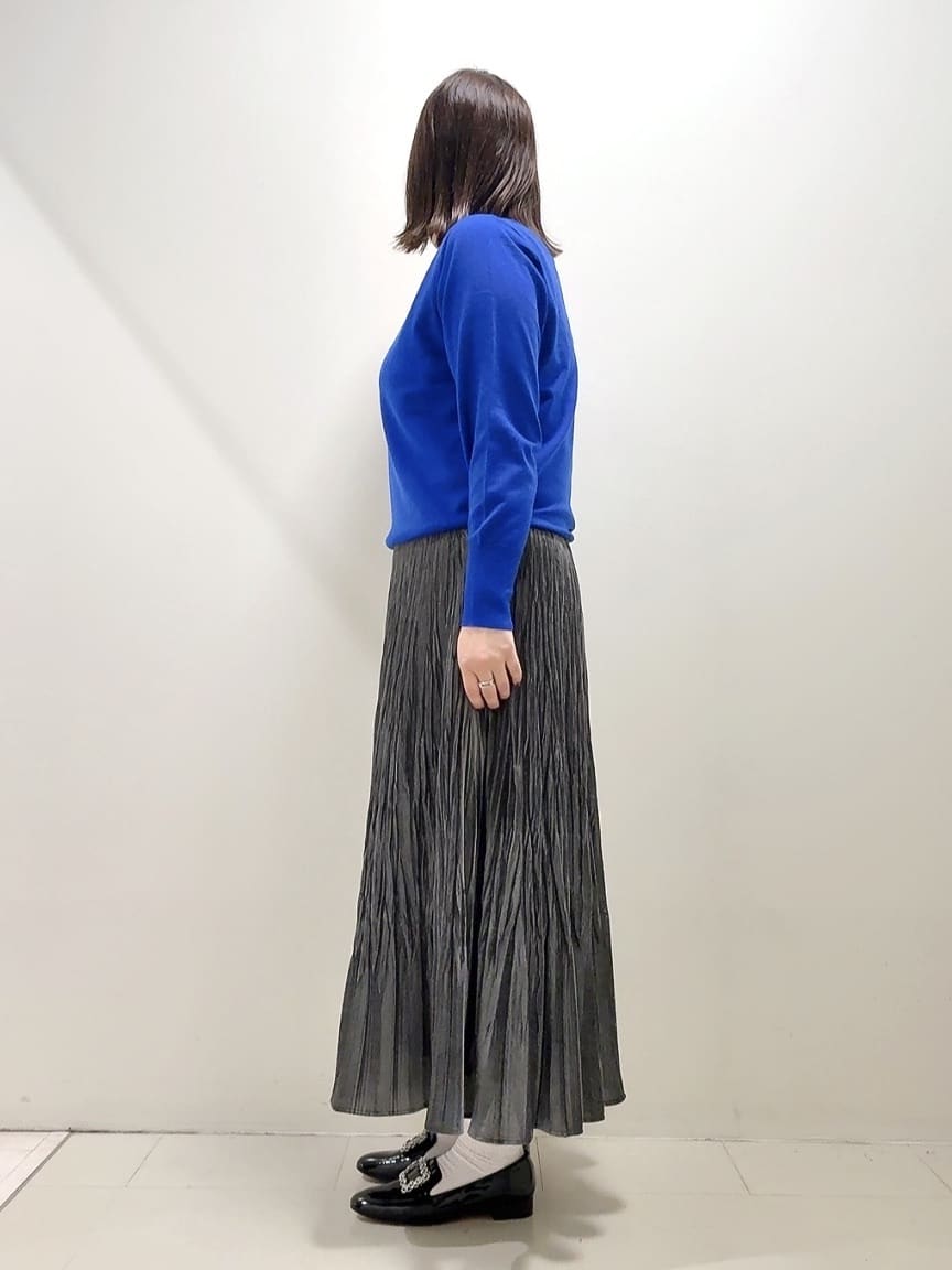 YUIさんの「UNTITLED｜【8色展開／コンパクト丈】レーヨン混 コクーンニット」を使ったコーディネート