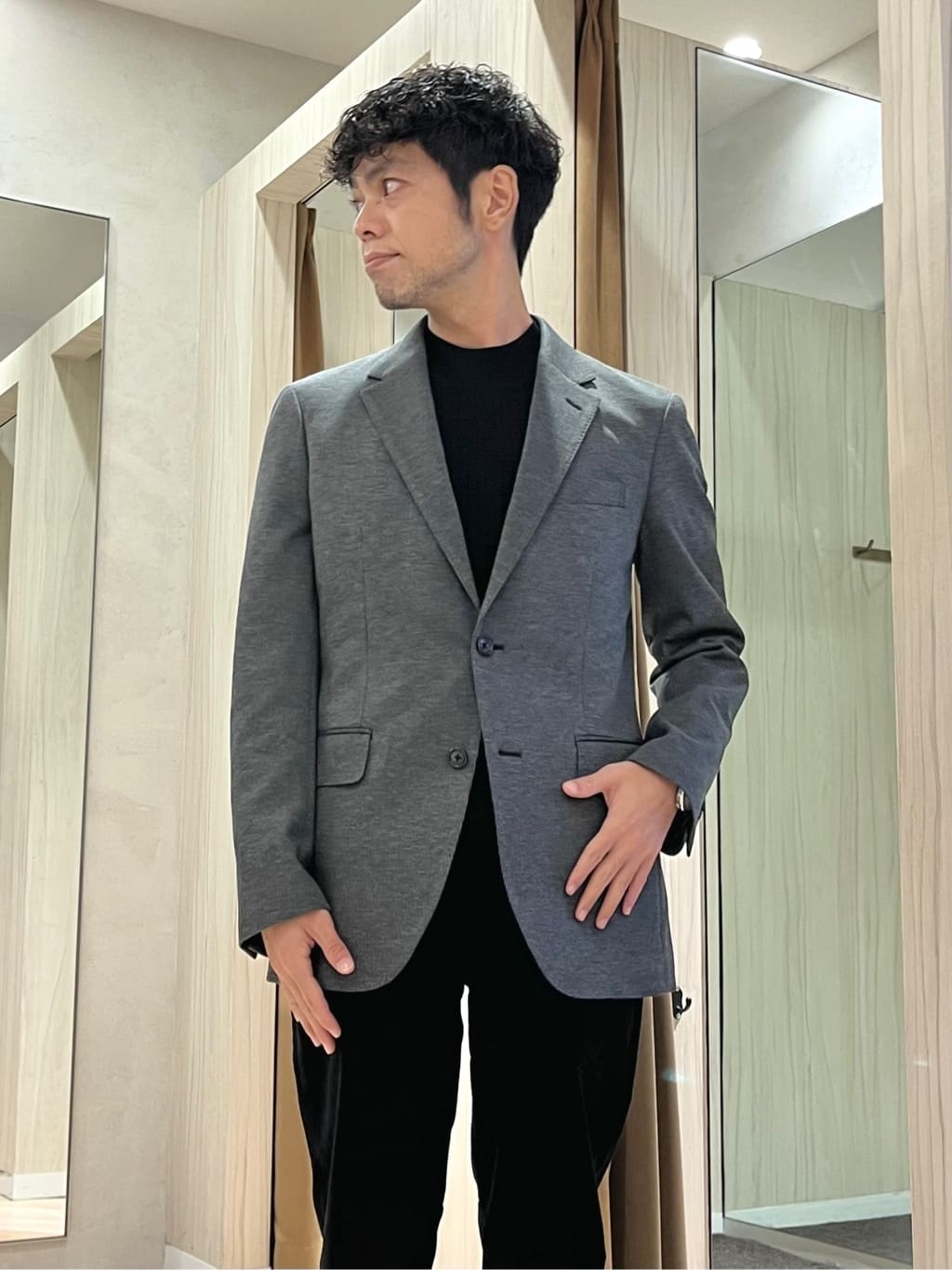 URAさんの「TAKEO KIKUCHI｜ハイゲージ モックネック ニット プルオーバー」を使ったコーディネート