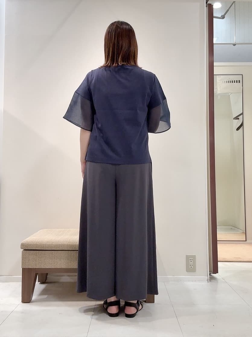 YUIさんの「UNTITLED｜【洗える/五分袖】シアースリーブ プルオーバー」を使ったコーディネート