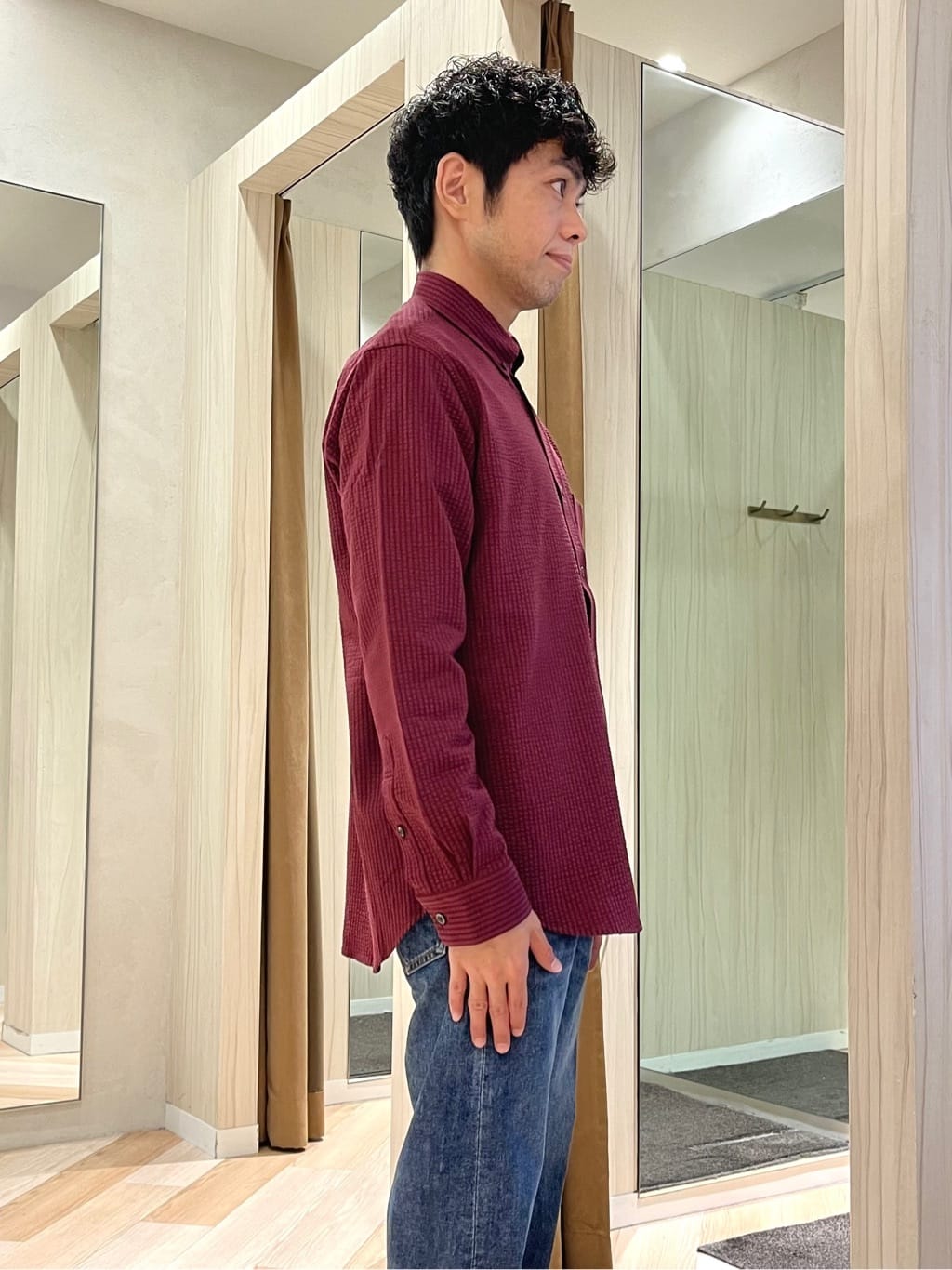 URAさんの「TAKEO KIKUCHI｜【Made in JAPAN】ビッグチェック＆スライドパズル柄 ニット」を使ったコーディネート