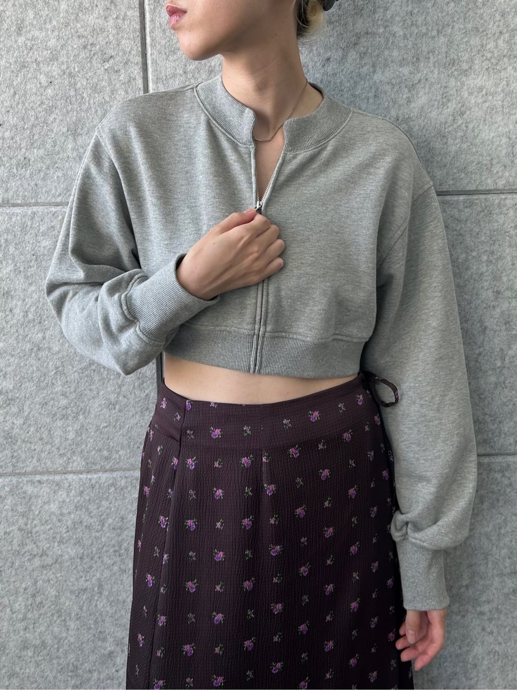 honoka Aさんの「CODE A｜short zip sweat」を使ったコーディネート