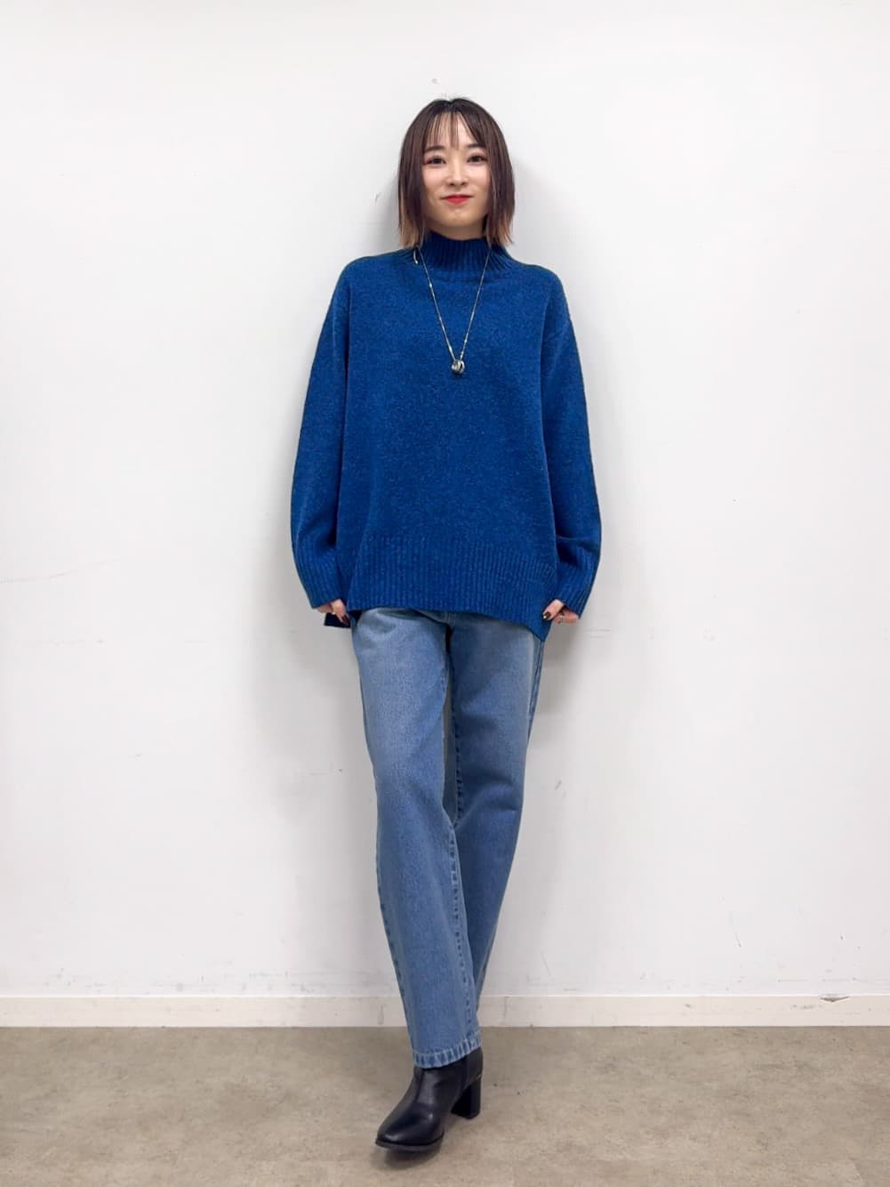 𝐜𝐡𝐢𝐤𝐚さんの「SHOO･LA･RUE｜【撥水/あったか】たっぷり着られる 中綿モンスターショートコート」を使ったコーディネート