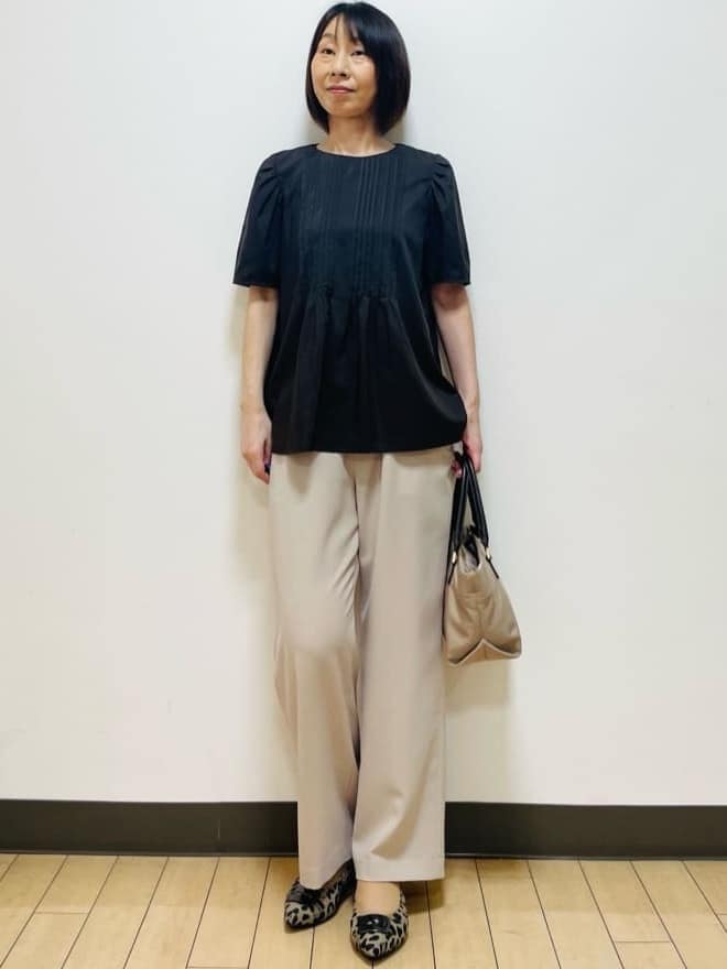 Riiさんの「Reflect｜【すっきり見え！長め丈】ピンタックデザインチュニックブラウス」を使ったコーディネート