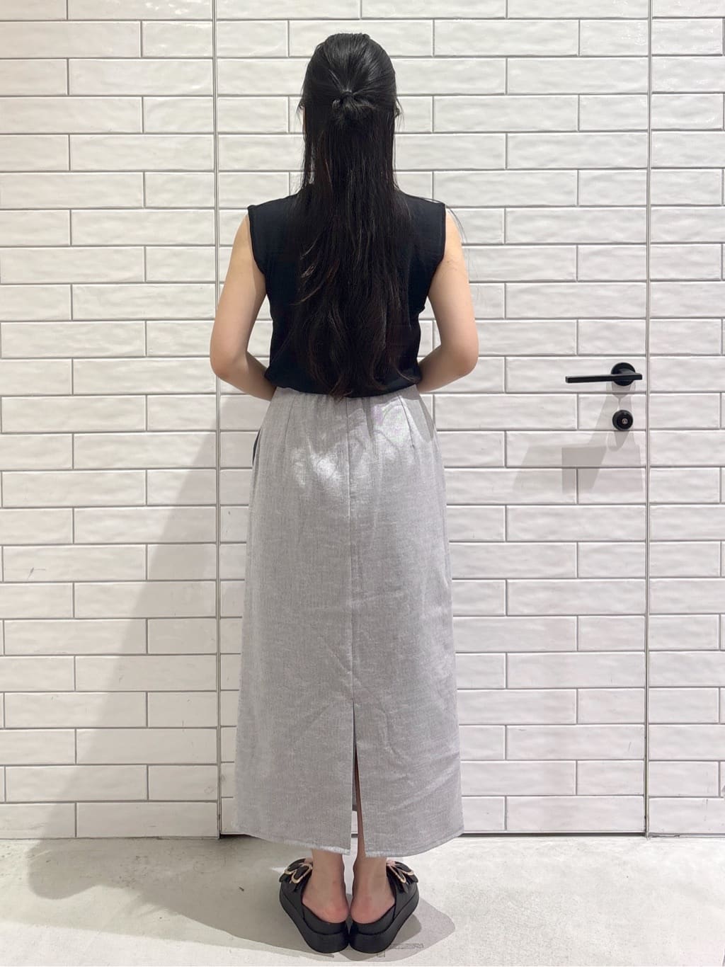 ayumiさんの「OPAQUE.CLIP｜ラメテープロゴニット【洗濯機洗い可／抗ピル】」を使ったコーディネート