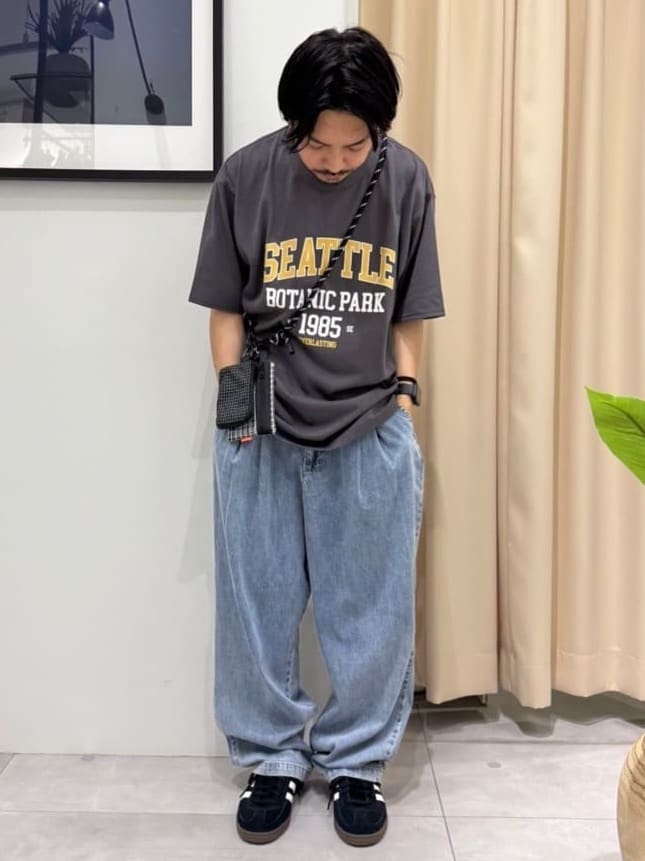 はさんの「THE SHOP TK｜カレッジロゴ半袖Tシャツ /親子リンク/洗濯機OK」を使ったコーディネート